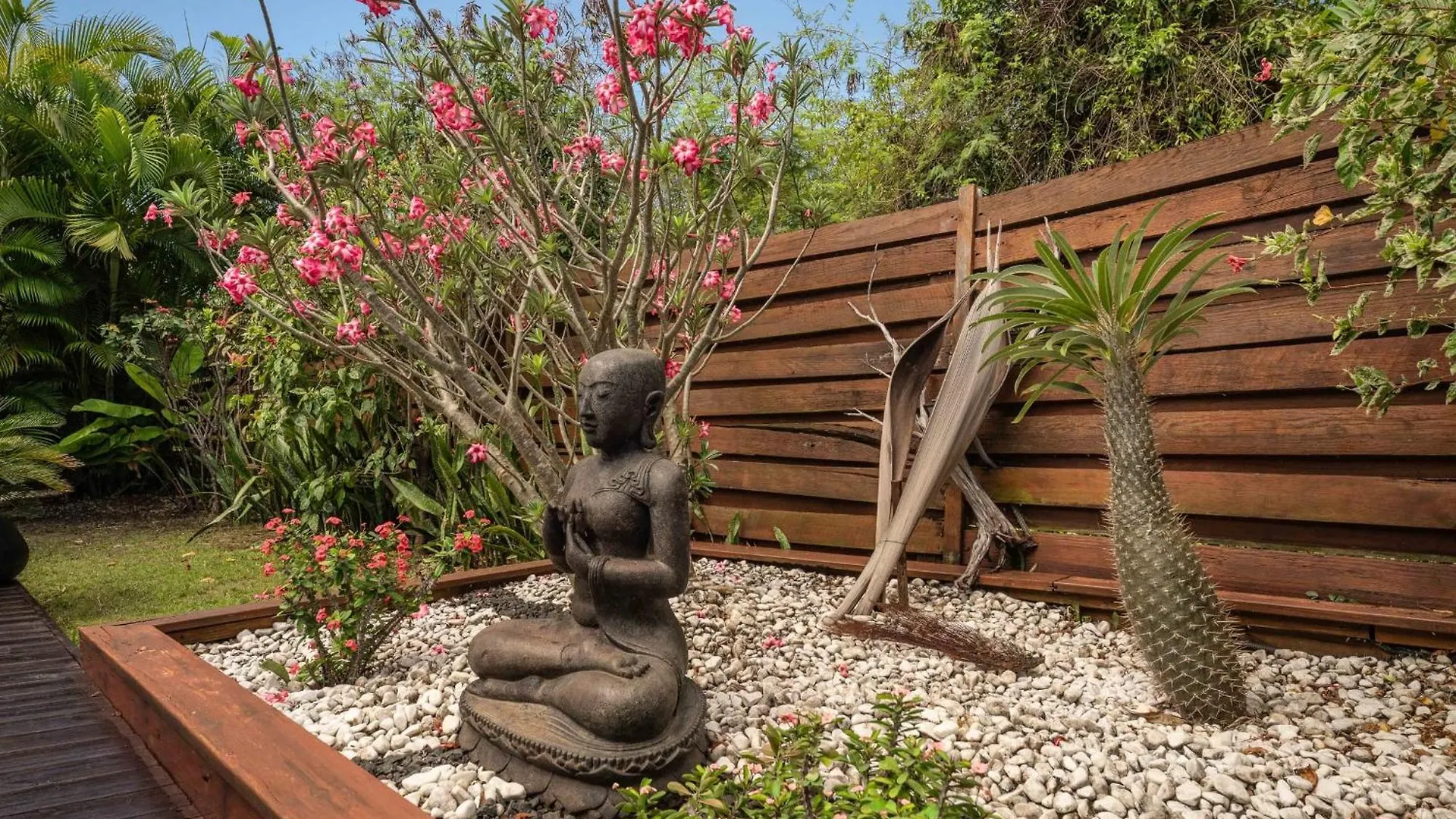 Villa Bouddha 1 Saint-Francois